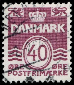 Denmark #689 Wavy Lines; Used (3Stars)