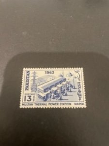 Pakistan sc 187 MNH