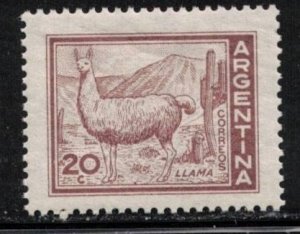 ARGENTINA Scott # 686 MH - Llama