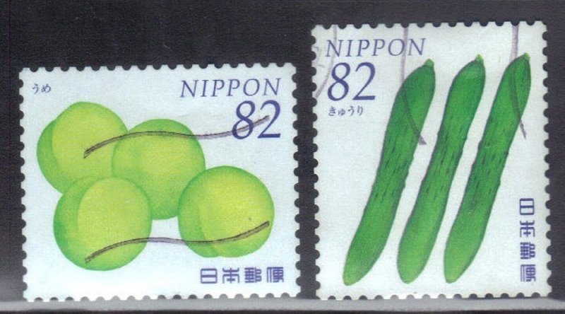 JAPAN SC# 3693B,D USED 82y 2014  FLOWERS SEE SCAN