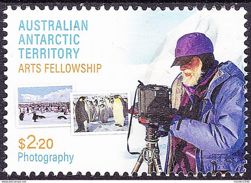 AUSTRALIAN ANTARCTIC TERRITORY (AAT) 2014 QEII $2.20, Arts & Fellowship-David...