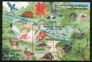 Brazil Stamp 2556  - Wildlife scene