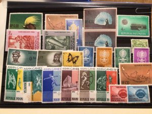 Indonesia  Republic mint never hinged stamps for collecting A9947