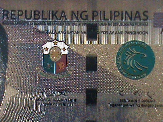 ​PHILIPPINES-2019-24 KARAT GOLD REPLICA $100 PESO BANK NOTE-WITH CERIFICATE VF