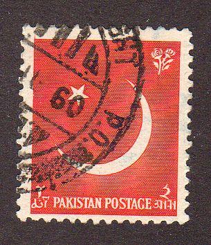 Pakistan 83 - Used - Crescent & Star