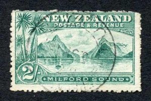 New Zealand SG328 2/- Green Perf 14 Cat 32 pounds 