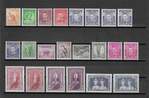 AUSTRALIA 1937/49 SG 164/78 & Varieties MNH Cat £908