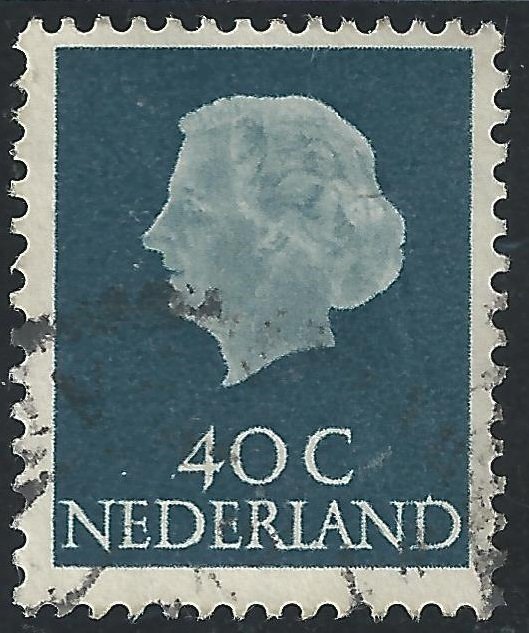 Netherlands #352 40c Queen Juliana - Used