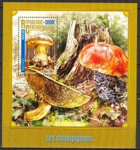 Central African Republic 2016 Mushrooms S/S MNH