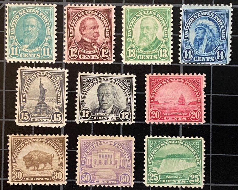 US Stamps- SC# 692 - 701 - MOGH - SCV = $84.50