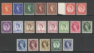 GB QEII SG540-556, COMPLETE SET (1 of each value) WMK EDWARD, NH MINT. Cat £160. 