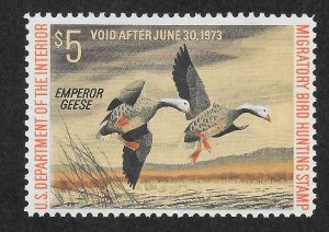 United States Scott RW39 MNHOG - 1972 $5 Emperor Geese - CV $27.50