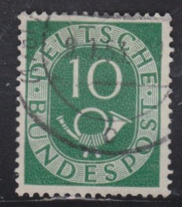 Germany 675 Post Horn 10pf 1951