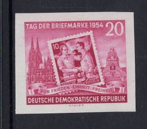 German Democratic Republic  #226  MNH  1954  stamp day  imperf from sheet