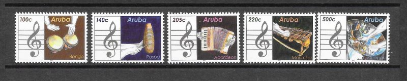 ARUBA -   CLEARANCE #522-6  MUSICAL INSTRUMENTS  MNH