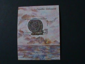 ​MALAGASY-1992- LOVELY SNAIL -IMPERF MNH S/S VF- WE SHIP TO WORLDWIDE