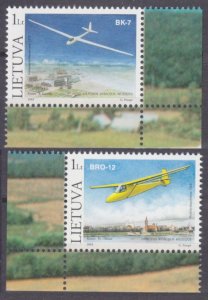 2003 Lithuania 833-834 Airplanes