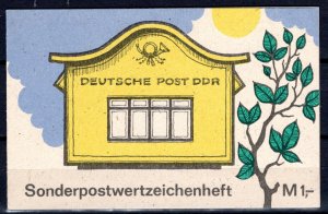German DDR Scott # 2738 (10), mint nh, cpl booklet, Mi # SMHD 42