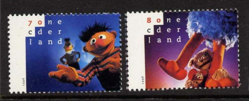 Netherlands 941-2 MNH Sesame Street