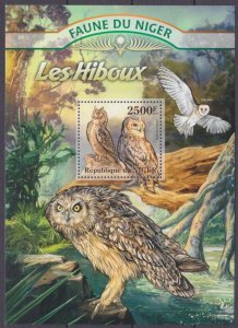 2013 Niger 2079/B155 Birds / Owl 10,00 €