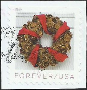 # 5425 Used Wreaths – pinecones