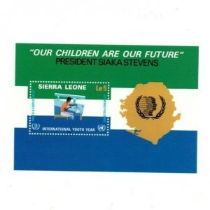 Sierra Leone 1985 - International Youth Year - Souvenir Sheet - Scott 679 - MNH