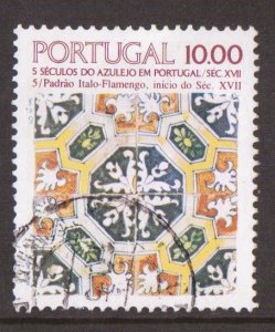 Portugal  #1528  used   1982   tiles  10e  Italic-Flemish pattern