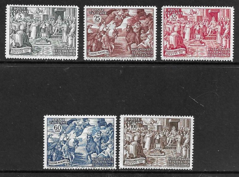 1951   VATICAN CITY  -  SG. 168 / 172 - COUNCIL OF CHALCEDON ANNIVERSARY - MNH