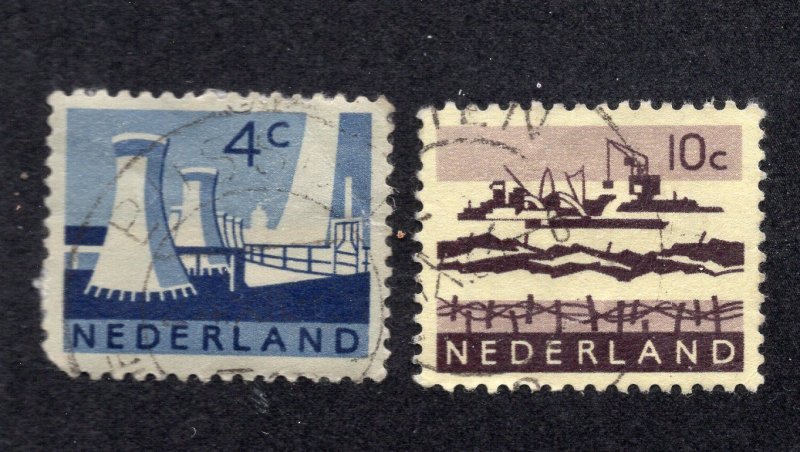 Netherlands 1963 4c Towers & 10c Dredging, Scott 399, 402 used, value = 50c
