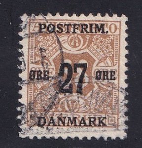 Denmark  #142   used  1918 newspaper stamps surcharged  27o on 68o