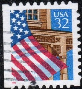 United States 2921 - Used - 32c Flag Over Porch (red date, s/a bklt) (1996)