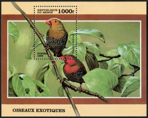 Benin 1126, MNH. Michel 1125 Bl.45. Birds 1999. Mandingoa nitidula.