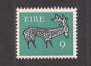 IRELAND SC# 354  FVF/MLH 1975