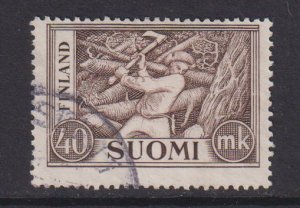 Finland    #305  used  1952  wood chopper 40m black brown