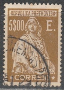 Portugal   420     (13½ X 14) (O)    1926   Le $5.00  ($$)