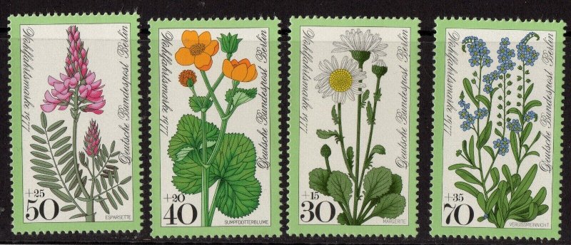 Thematic Stamps - Berlin - Flowers - Choose from dropdown menu