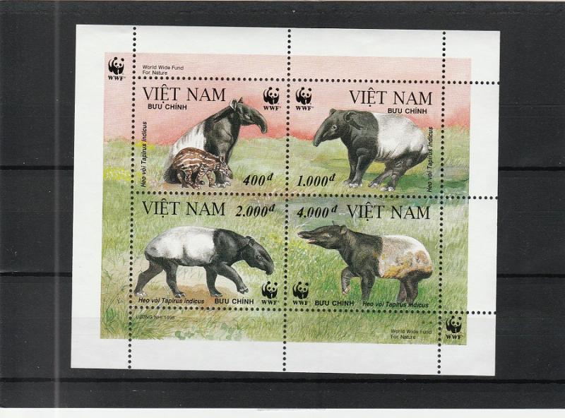 Vietnam  Scott#  2627  MNH  Souvenir Sheet  (1995 Tapir)