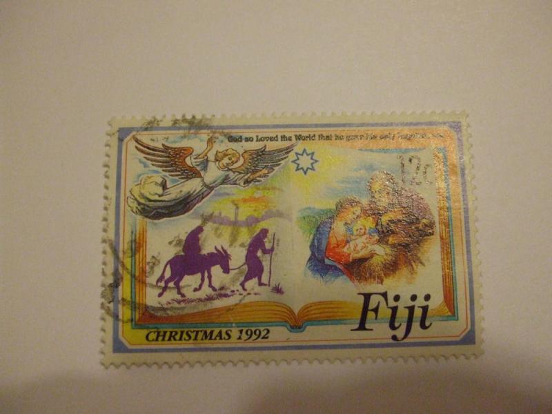 Fiji #676 used