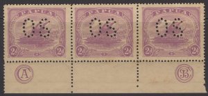 PAPUA SGO40 1911 2d BRIGHT MAUVE STRIP 3 TONED MTD MINT