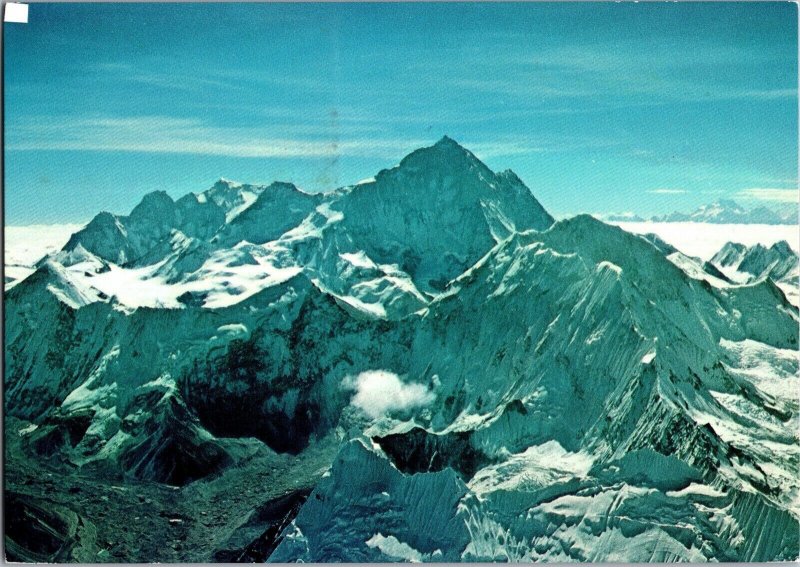 1979 Nepal Mt Makalu RPPC Cover Signed and carried Swiss German Expedition Crew