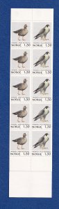 Norway   #775-776a   MNH  1981  booklet  birds  falcon  anser