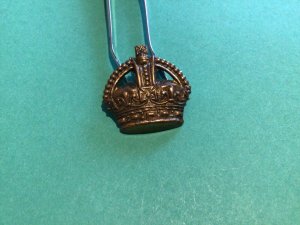 Vintage military cap badge clearance one item as shown A14916