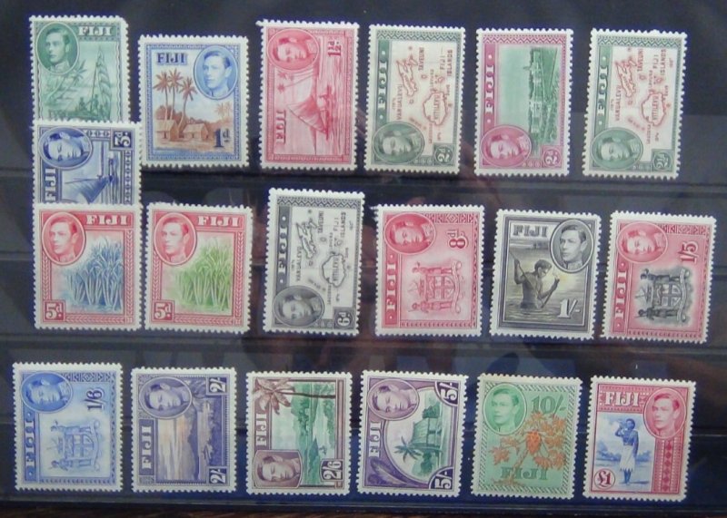 Fiji 1938 - 1955 set to £1 MM (3d Album remain see photo)