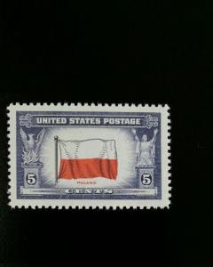 1943 5c Poland Flag, Overrun Nation World War II Scott 909 Mint F/VF NH