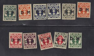 DANZIG MINT HINGED OFFICIAL STAMPS  OVERPRINTED WITH DM 1921-22