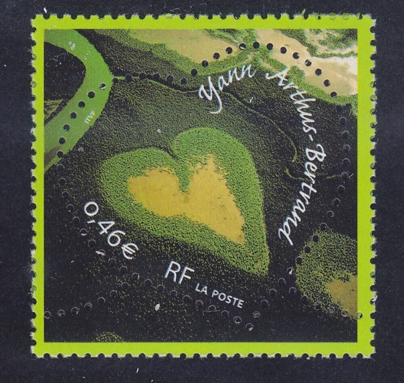 France 2867 MNH 2002 Heart of Voh - Photograph by Yann Arthurs-Bertrand Issue