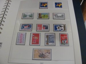 FRANCE MNH 1994-2000 LINDNER ALBUM COMPLETE W/SS &  BOOKLETS (95)