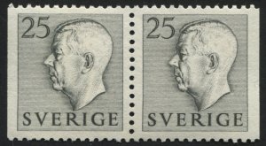 Sweden 424 MNH  Pair