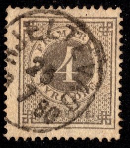 Sweden Scott 18 Used.