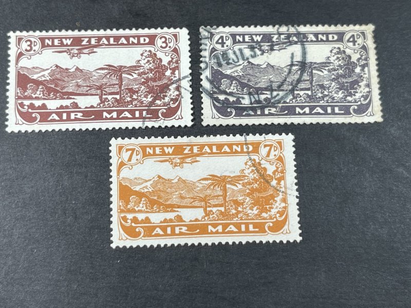 NEW ZEALAND # C1-C3-USED---COMPLETE SET--AIR-MAIL--1931